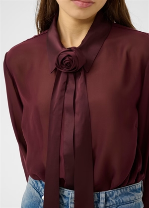 Lynne skjorte Aronia Gestuz 